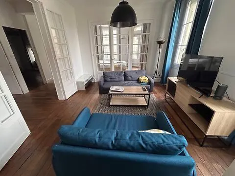 Appartement Ancien - 4 Chambres - Centre Ville Poitiers